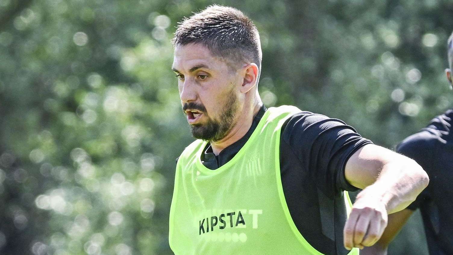 仅为球队在 仅为球队在